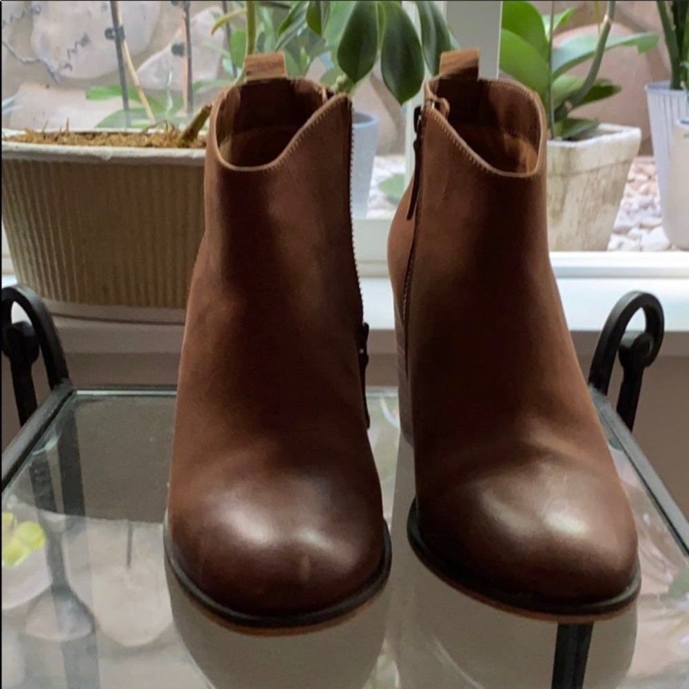 bp camel booties
